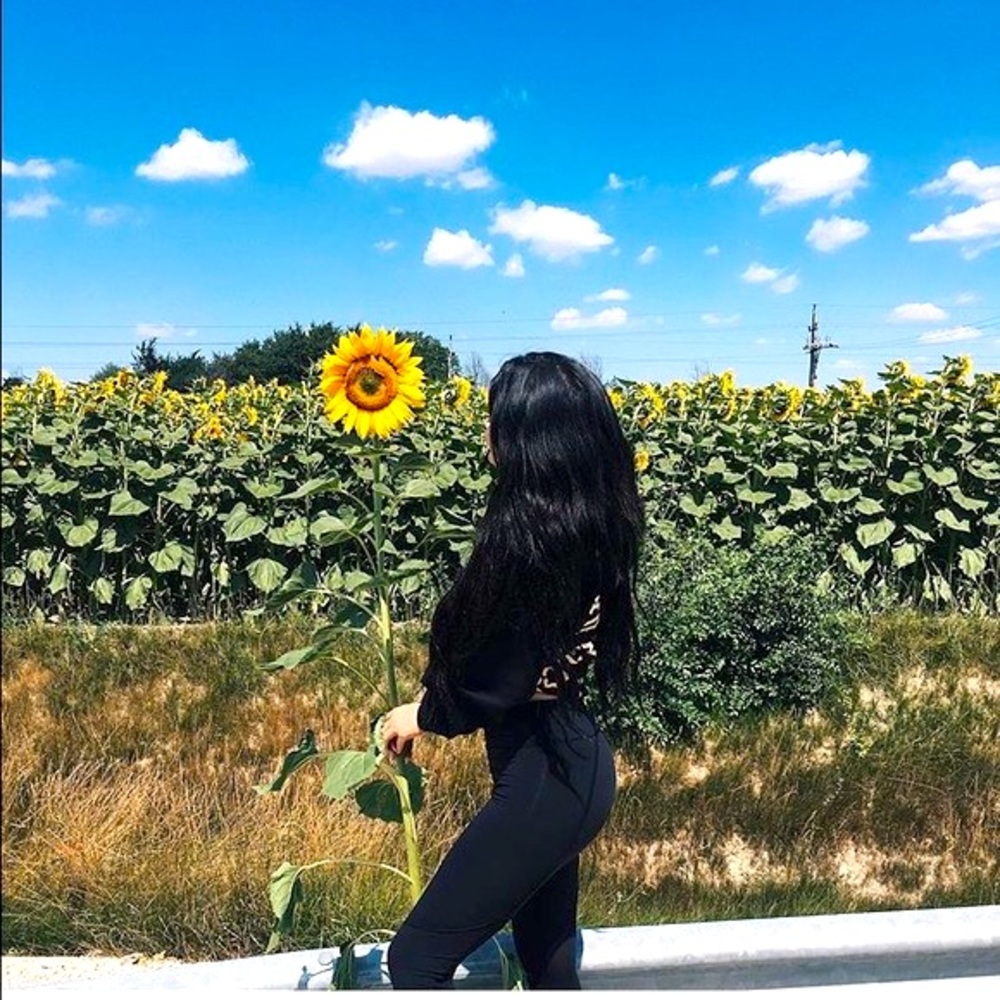 Meet your Posher, Aliza